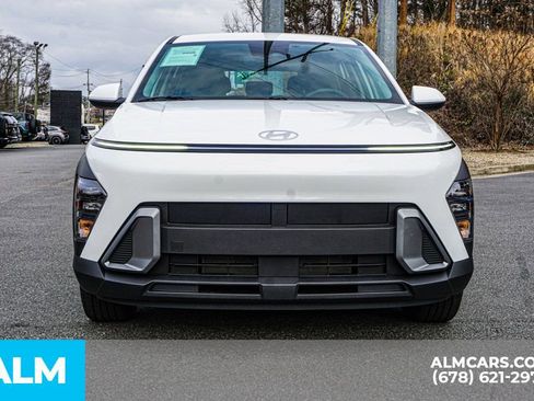 Used 2025 Hyundai Kona SE image 10