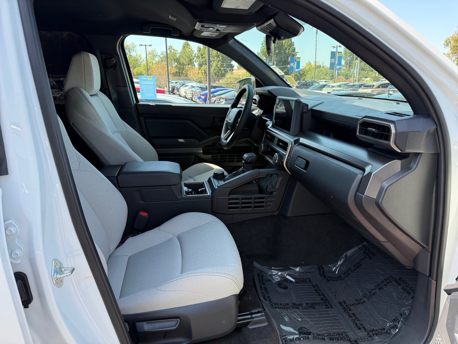 Used 2025 Toyota 4Runner SR5 AWD/4WD image 20