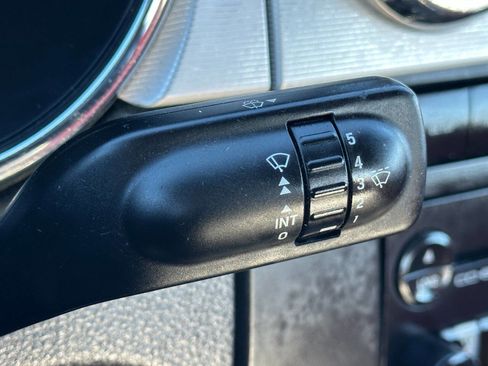 Used 2005 Ford Mustang GT image 30