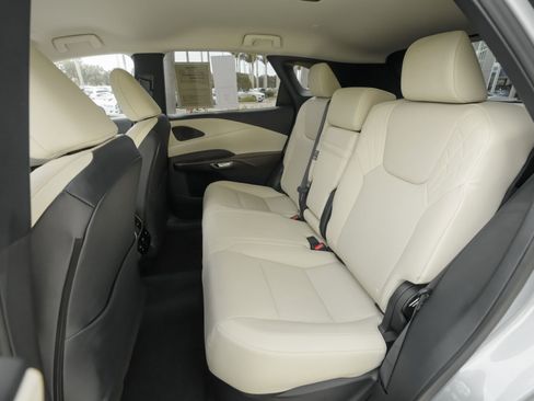 Used 2024 Lexus RX 350 FWD w/ Technology Package image 35