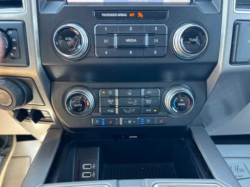 Certified 2020 Ford F150 Limited w/ Trailer Tow Package AWD/4WD image 28
