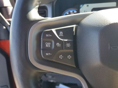 Used 2023 Ford Bronco Badlands image 23
