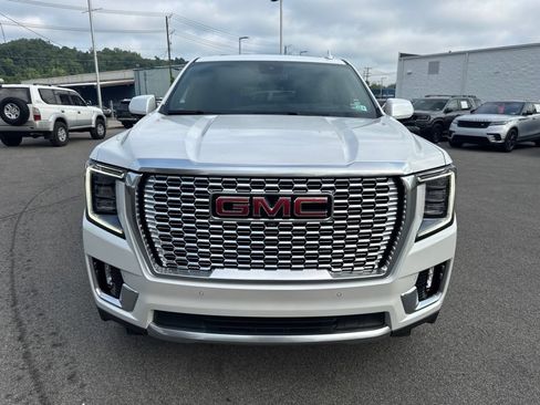 Used 2024 GMC Yukon Denali AWD/4WD image 2