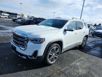 Used 2023 GMC Acadia SLT w/ Technology Package