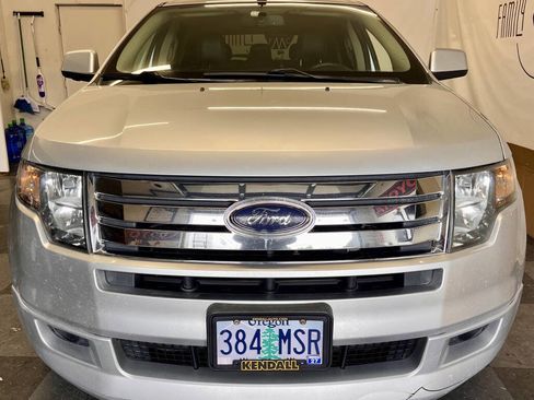 Used 2010 Ford Edge Sport image 8