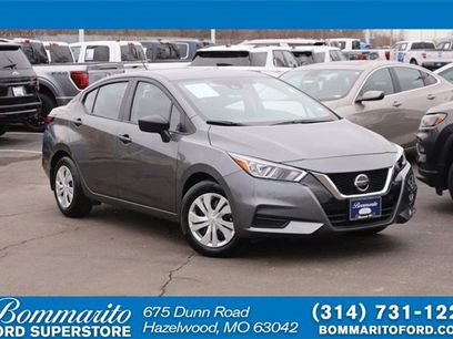 Used 2022 Nissan Versa S w/ Trunk Package