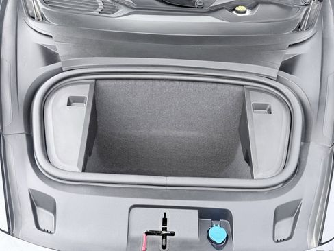 Used 2023 Porsche Taycan image 69