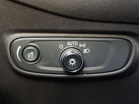 Certified 2024 Chevrolet Equinox RS w/ RS Leather Package image 33