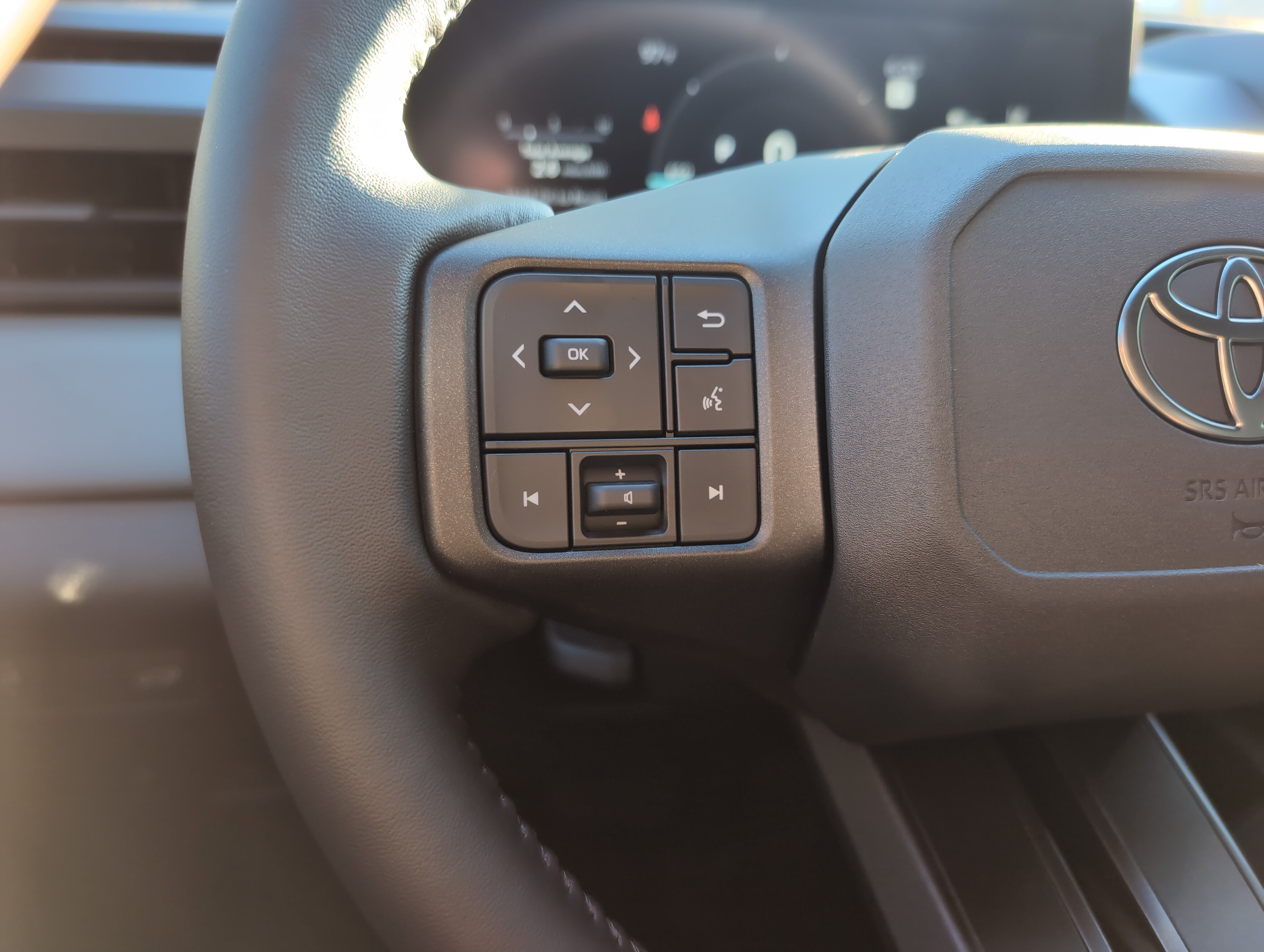 Certified 2026 Toyota RAV4 SE w/ Convenience Package AWD/4WD image 19