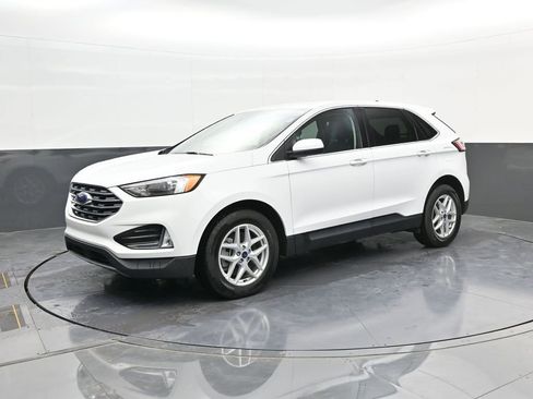 Used 2022 Ford Edge SEL w/ Convenience Package AWD/4WD image 4