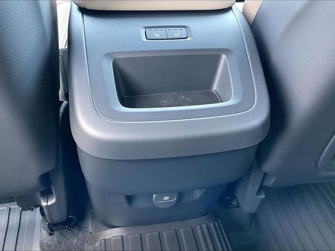 New 2026 Volvo XC60 B5 Plus w/ Protection Package Premier image 16