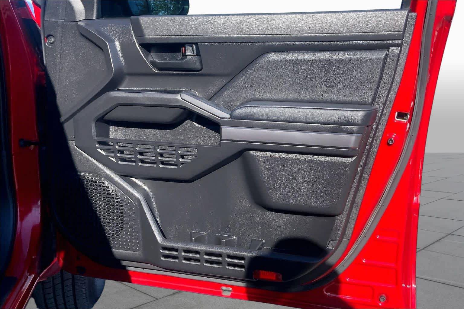 Used 2026 Toyota Tacoma SR5 AWD/4WD image 22