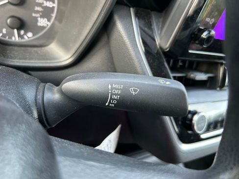 Used 2024 Toyota Corolla LE FWD image 21