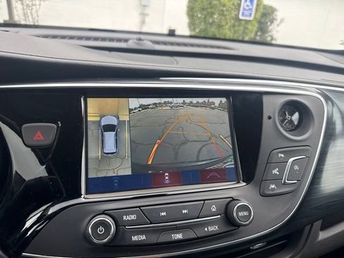 Used 2020 Buick Envision Premium w/ Driver Confidence Package AWD/4WD image 6