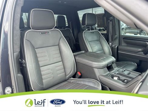 Used 2024 GMC Sierra 2500 AT4X image 31