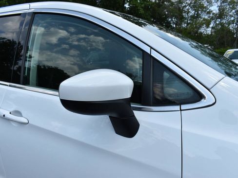 Used 2022 Chrysler Voyager LX FWD image 34