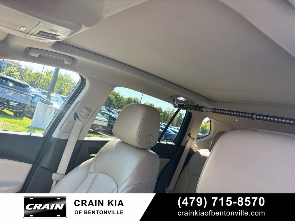 Used 2020 Buick Envision Essence w/ Experience Buick Package AWD/4WD image 4