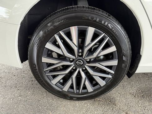 Used 2025 Nissan Altima 2.5 SV w/ SV Premium Package AWD/4WD image 31