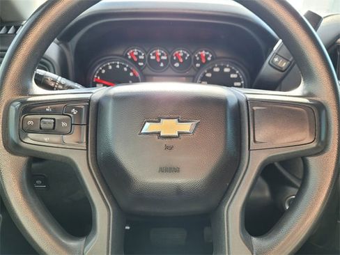 Used 2022 Chevrolet Silverado 1500 Custom image 18