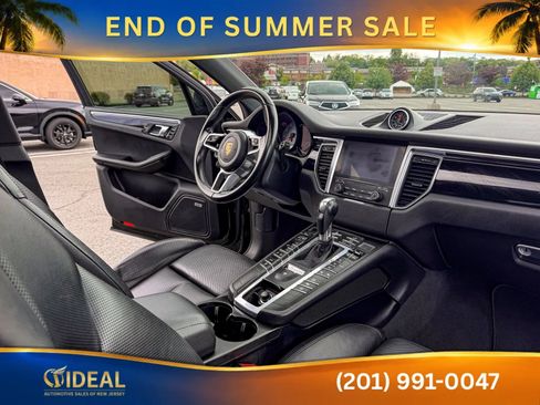 Used 2017 Porsche Macan S AWD/4WD image 17