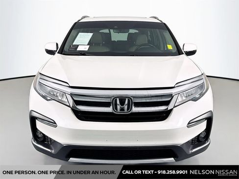 Used 2019 Honda Pilot Touring image 2