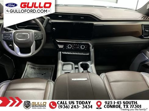 Used 2024 GMC Sierra 3500 Denali w/ Denali Reserve Package AWD/4WD image 11