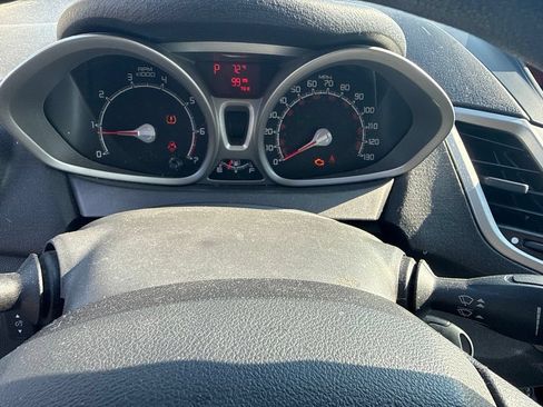 Used 2012 Ford Fiesta SE FWD image 14