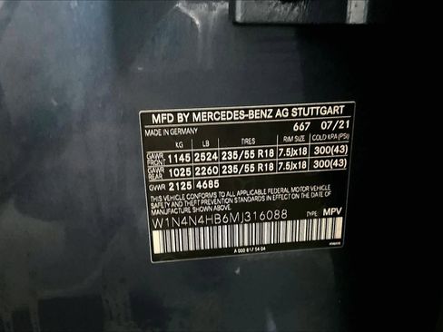 Used 2021 Mercedes-Benz GLA 250 4MATIC image 30