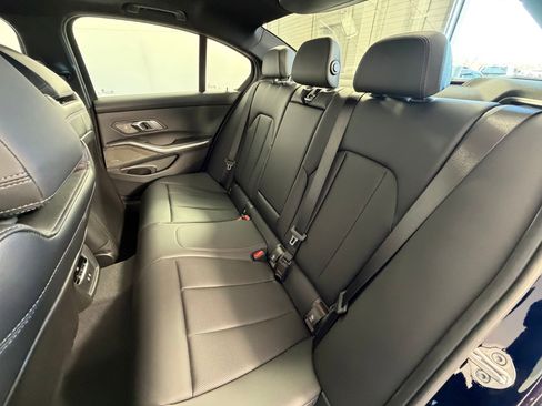 Used 2026 BMW 330i Sedan w/ M Sport Package RWD image 29