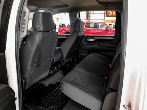 Used 2025 Chevrolet Silverado 2500 LT w/ Convenience Package AWD/4WD image 38