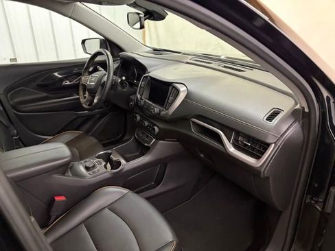 Used 2024 GMC Terrain AT4 w/ Tech Package AWD/4WD image 32