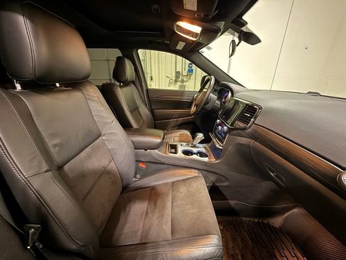 Used 2021 Jeep Grand Cherokee Laredo X RWD image 28