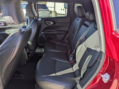 New 2026 Jeep Compass Latitude AWD/4WD image 6