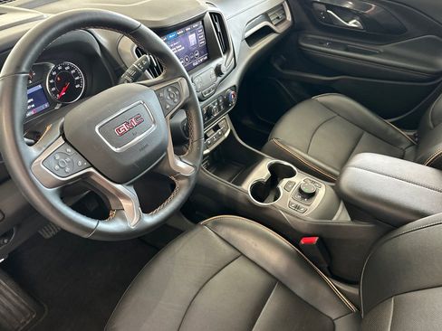 Used 2024 GMC Terrain AT4 w/ Tech Package image 10