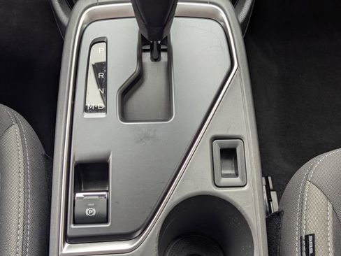 Used 2025 Subaru Crosstrek 2.0i Premium w/ Crosstrek Mirror Package image 9