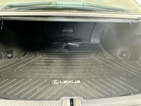 Used 2023 Lexus ES 300h w/ Accessory Package (Z1) FWD image 35