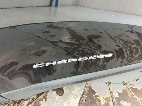 Used 2015 Jeep Cherokee Latitude w/ Trailer Tow Group FWD image 24