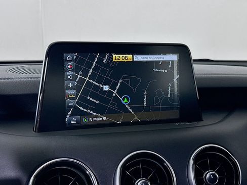 Used 2018 Kia Stinger GT1 image 28