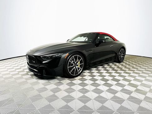 Certified 2023 Mercedes-Benz SL 63 AMG 4MATIC w/ Driver Assistance Package image 33