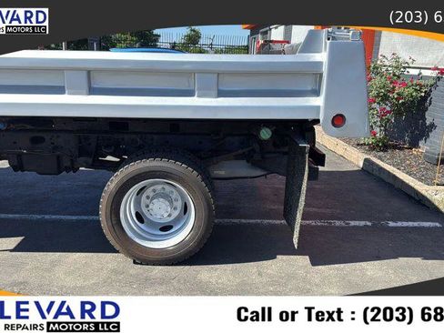 Used 2012 Ford F450 XL w/ High Capacity Trailer Tow Pkg image 18