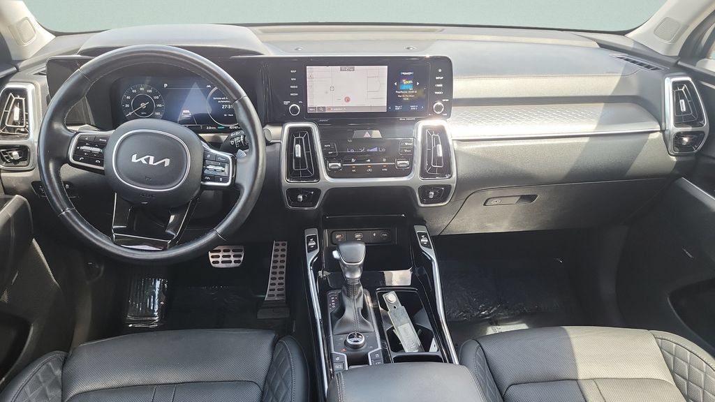 Used 2023 Kia Sorento SX AWD/4WD image 11