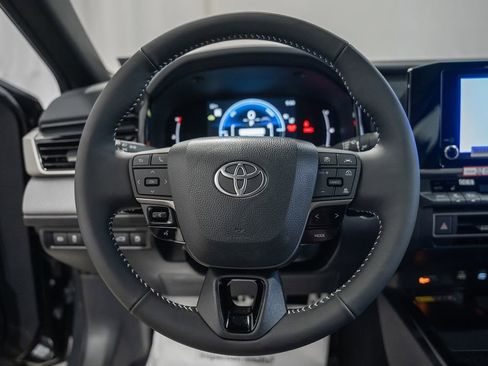 New 2026 Toyota Camry SE image 30