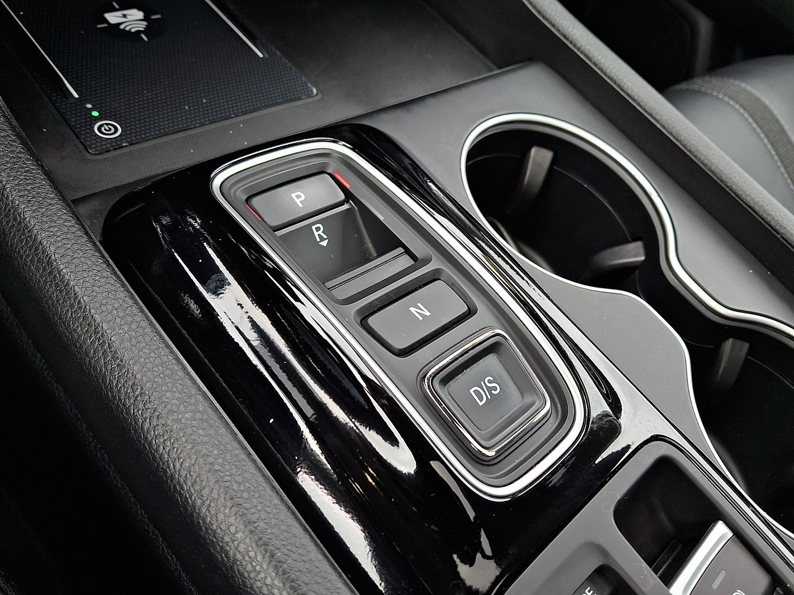Used 2024 Honda Pilot Touring image 18