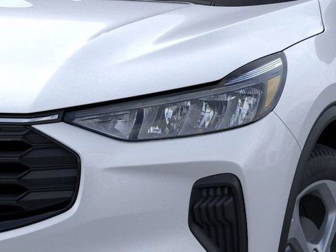 New 2025 Ford Escape ST-Line w/ Equipment Group 301A FWD image 18