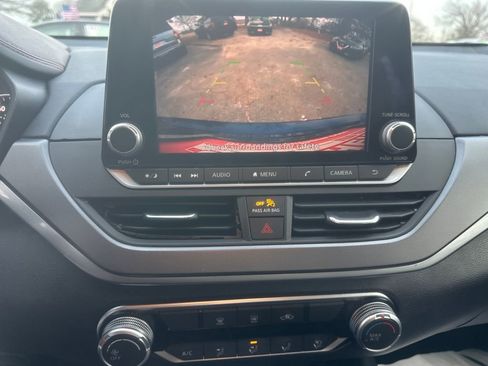 Used 2023 Nissan Altima 2.5 SR image 12