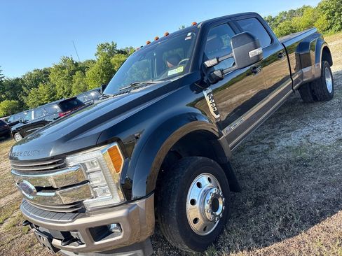 Used 2018 Ford F450 King Ranch w/ King Ranch Ultimate Package AWD/4WD image 9