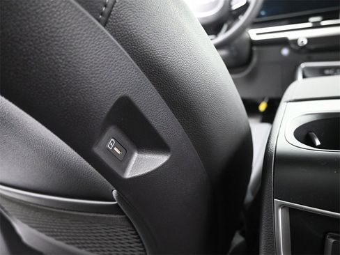 New 2026 Kia Carnival SX Prestige image 15