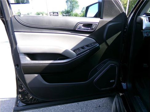 Used 2019 Chevrolet Tahoe LT image 10