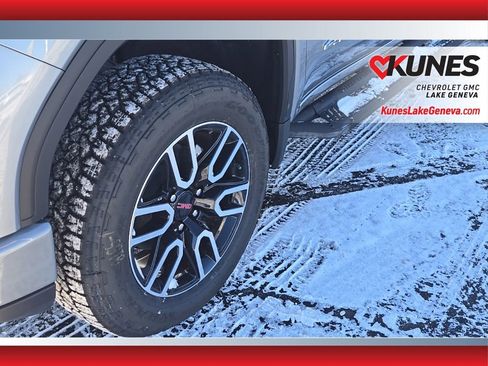 New 2026 GMC Sierra 1500 AT4 w/ AT4 Premium Package image 9