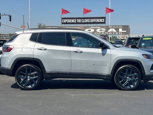 New 2026 Jeep Compass Latitude AWD/4WD image 3